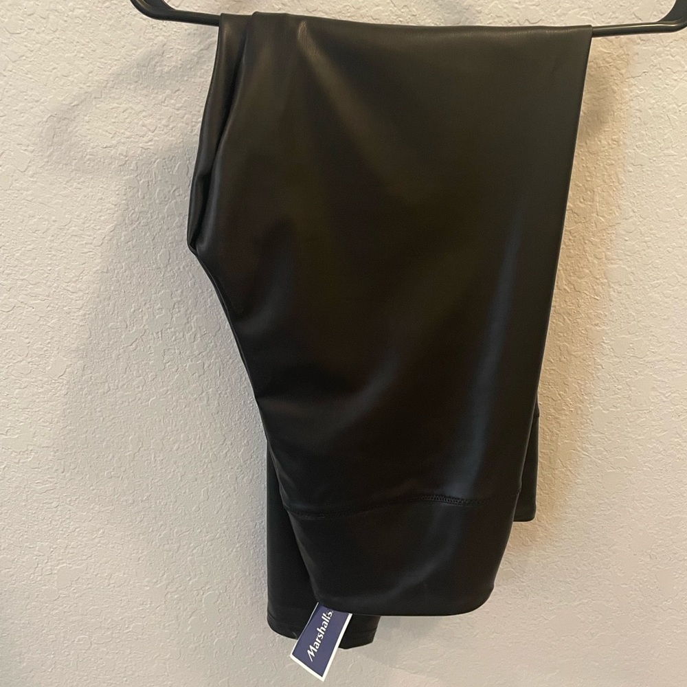 Faux leather leggings